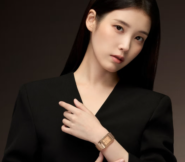 예거 르쿨트르 로즈골드 리베르소